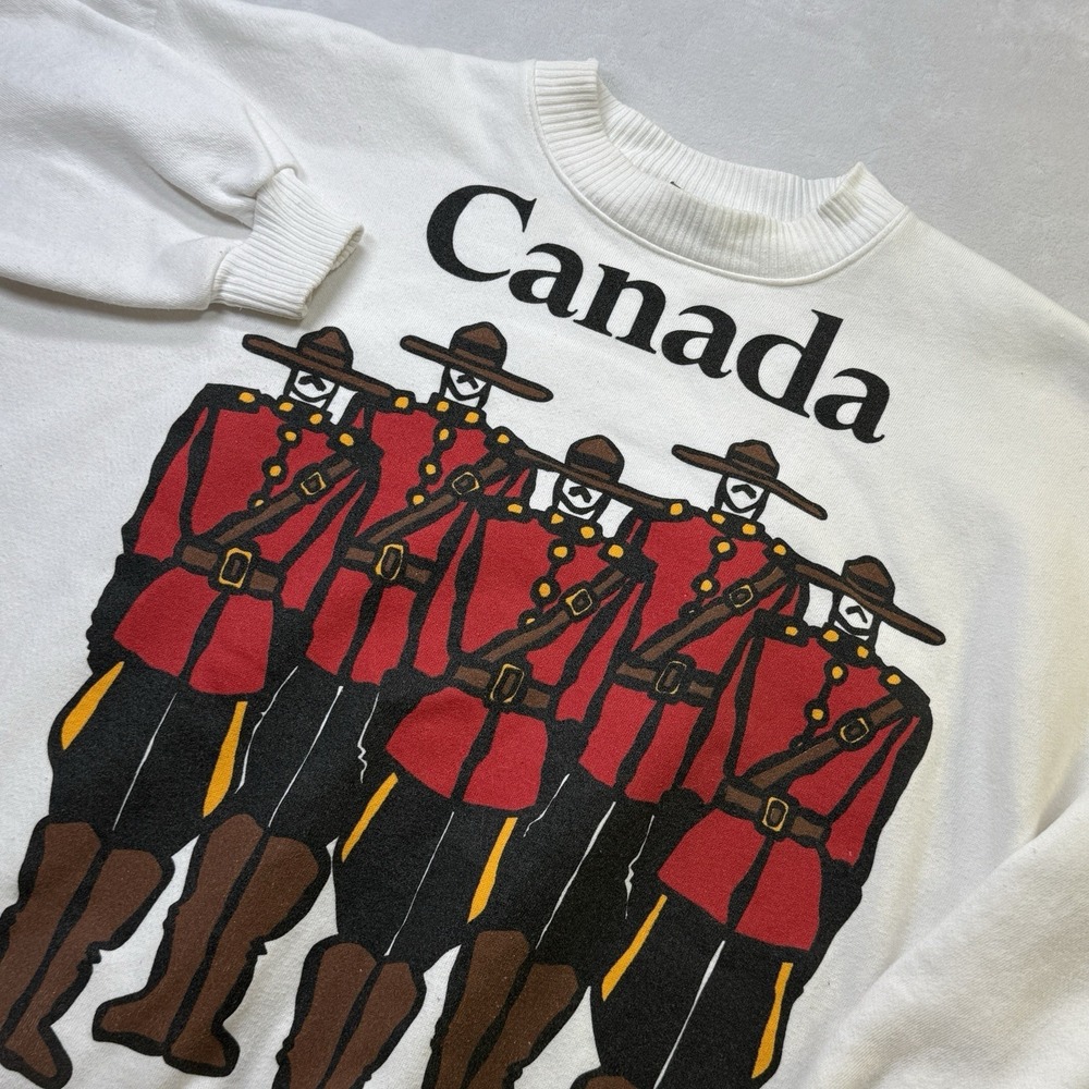 Vintage Canada Crewneck Sweatshirt Marc Tetro Tourist Graphic White OS